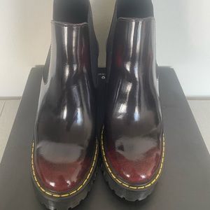 HURSTON WOMEN'S ARCADIA LEATHER HEELED CHELSEA BOOTS